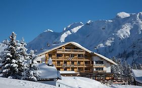 Hotel Montana Oberlech 4*